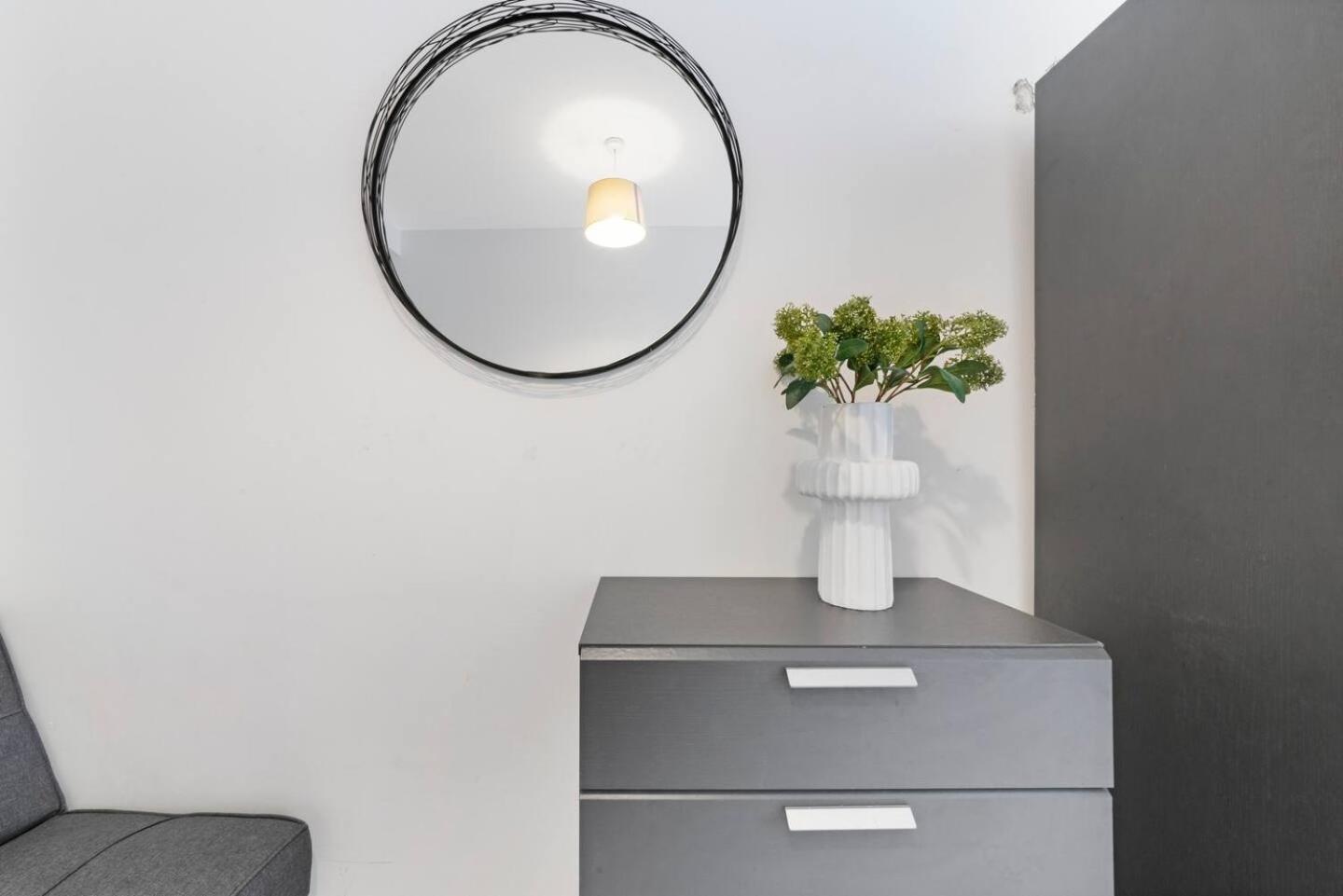 2 Bed Apartment- Finsbury Park Station B Лондон Екстер'єр фото
