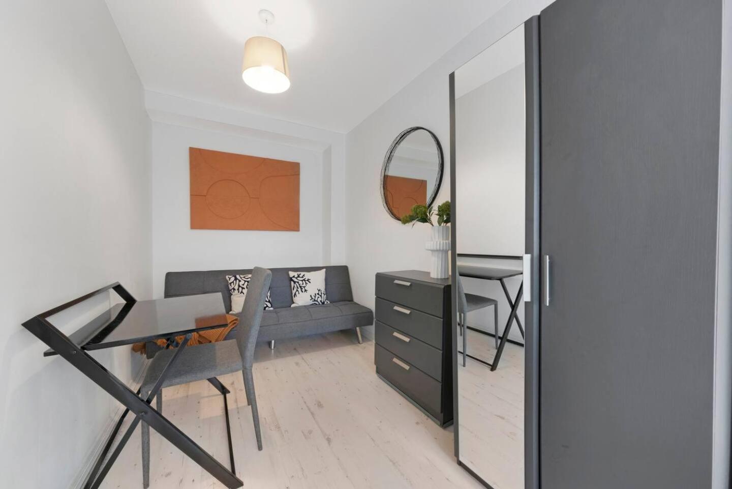 2 Bed Apartment- Finsbury Park Station B Лондон Екстер'єр фото